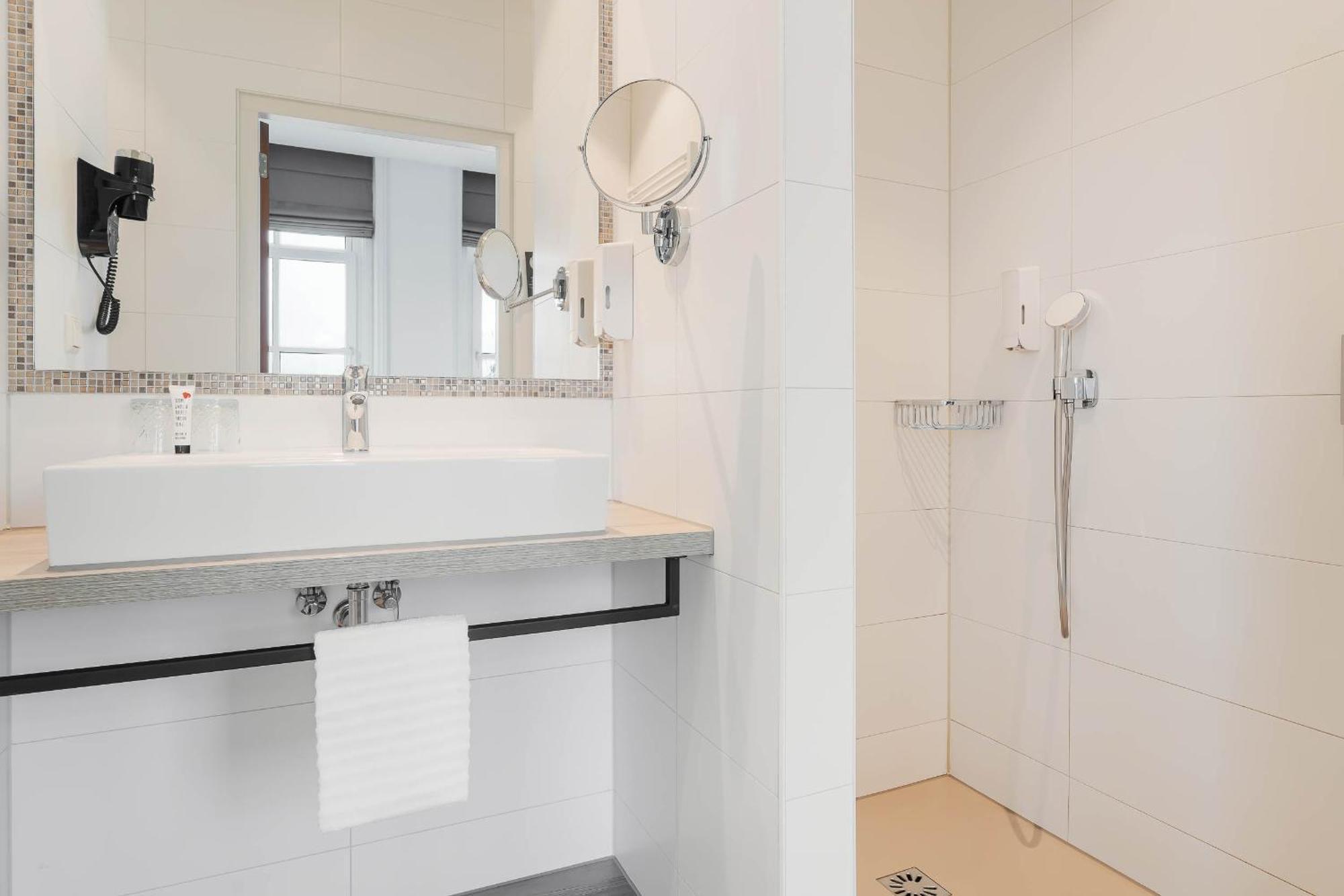 Hotel Maassluis Ngoại thất bức ảnh